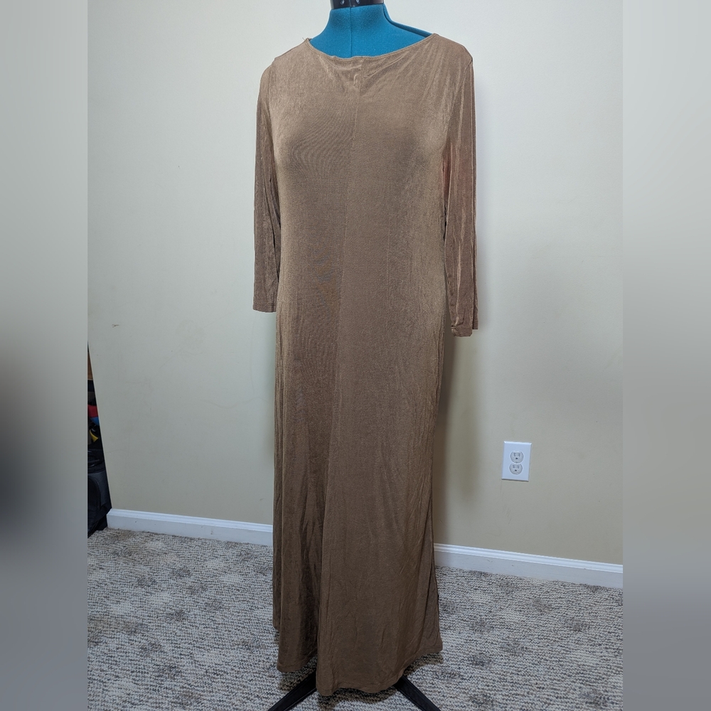 Tiki Knit- Sz S. Maxi Dress